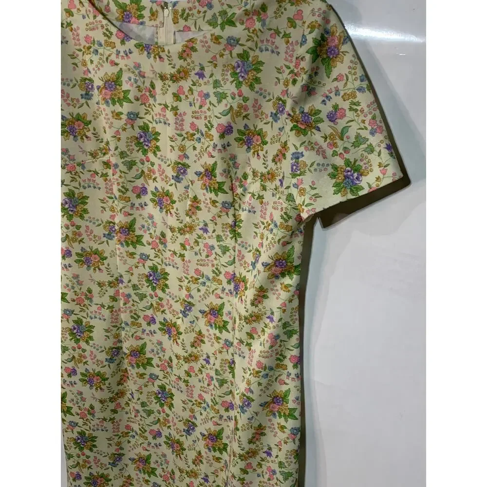 Vintage 1960's Women's Handmade Custom Floral Short Sleeve Casual Shift Dress - Picture 8 of 8